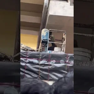 MEWP ve Sabit Yapı Arasında Sıkışma